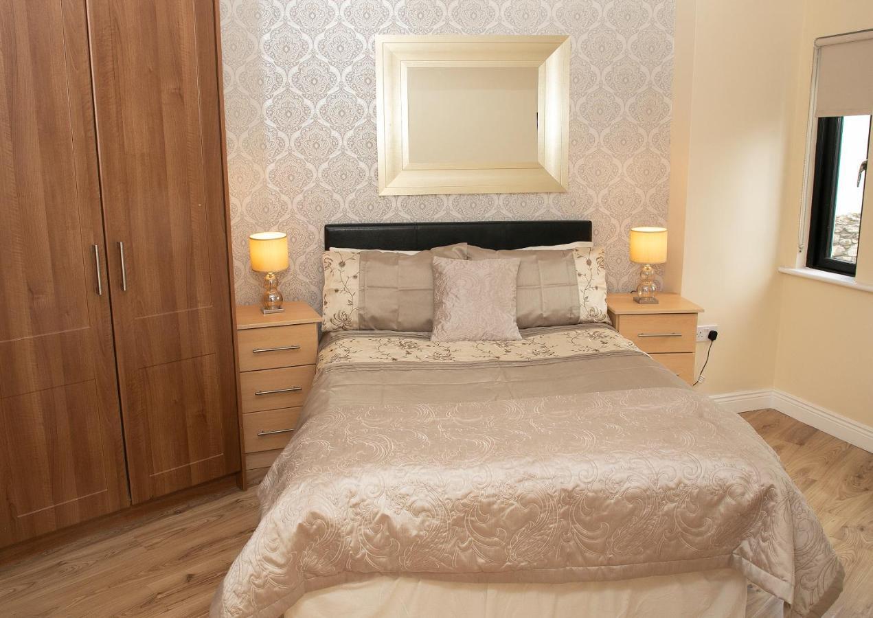 Two-Bedroom Apartment (3 Adults)