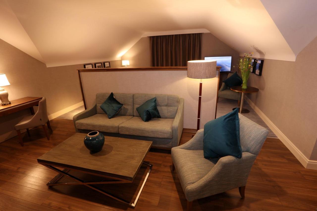 Deluxe King Studio