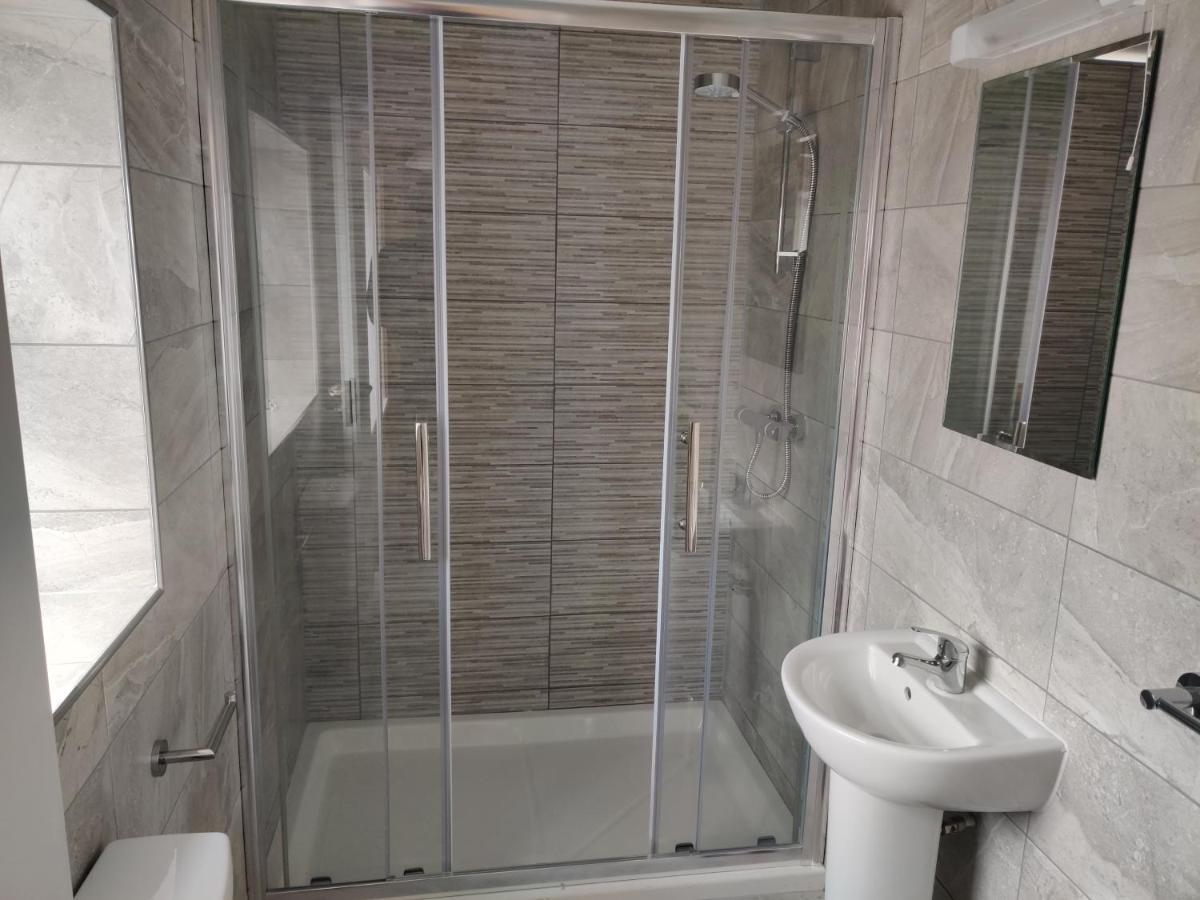 Single Room with Bathroom,1148225668:JPEG