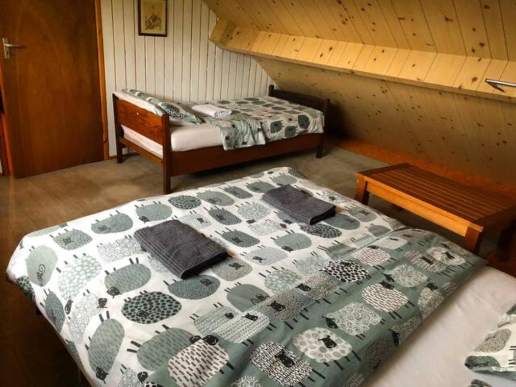 Economy Triple Room