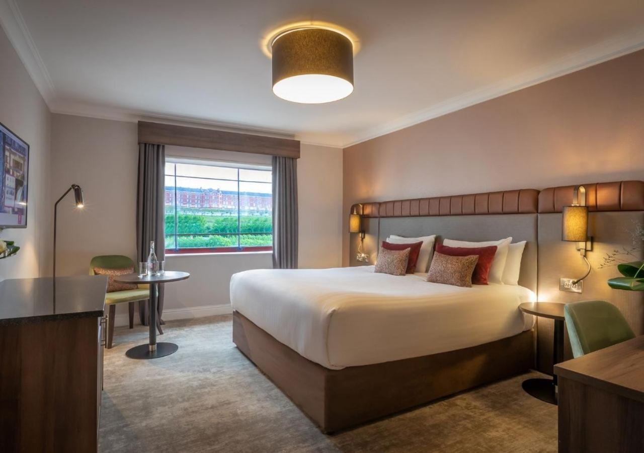 Deluxe King Room River View