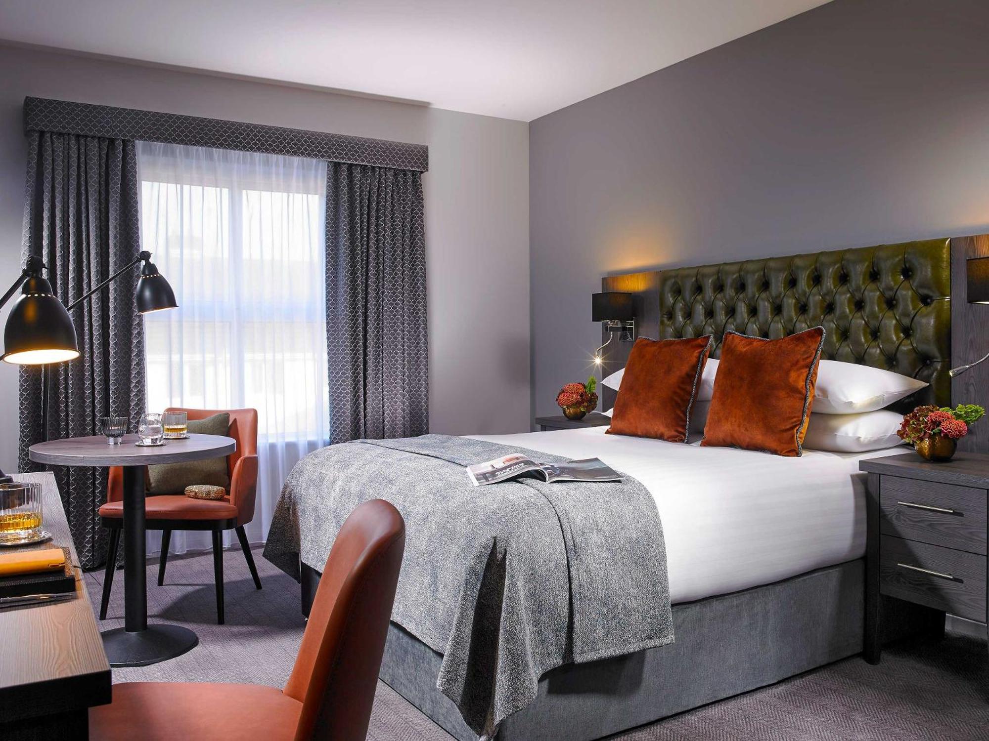 Executive King Room,1345106723:JPEG