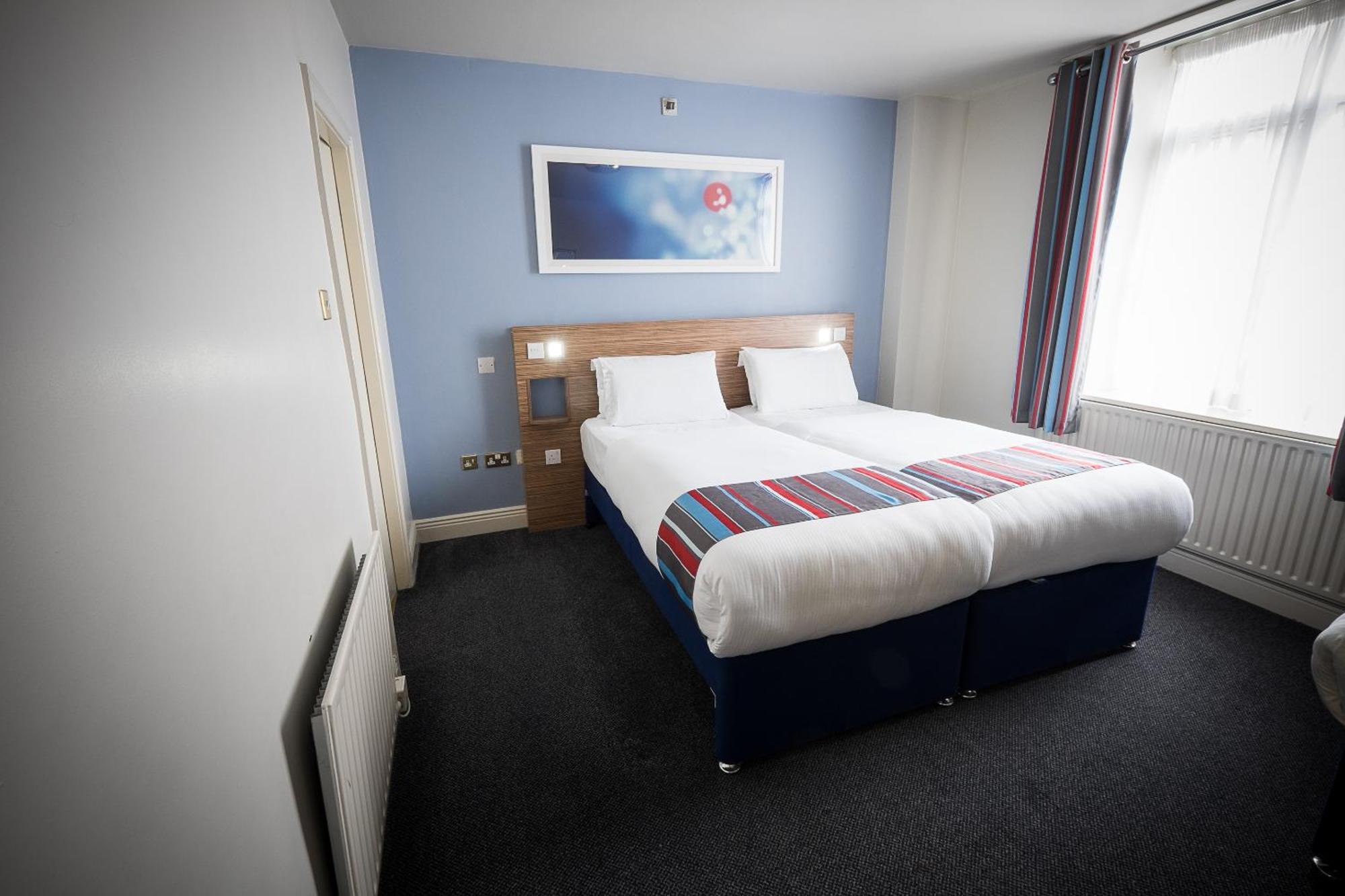Twin Room (2 Adults Only)