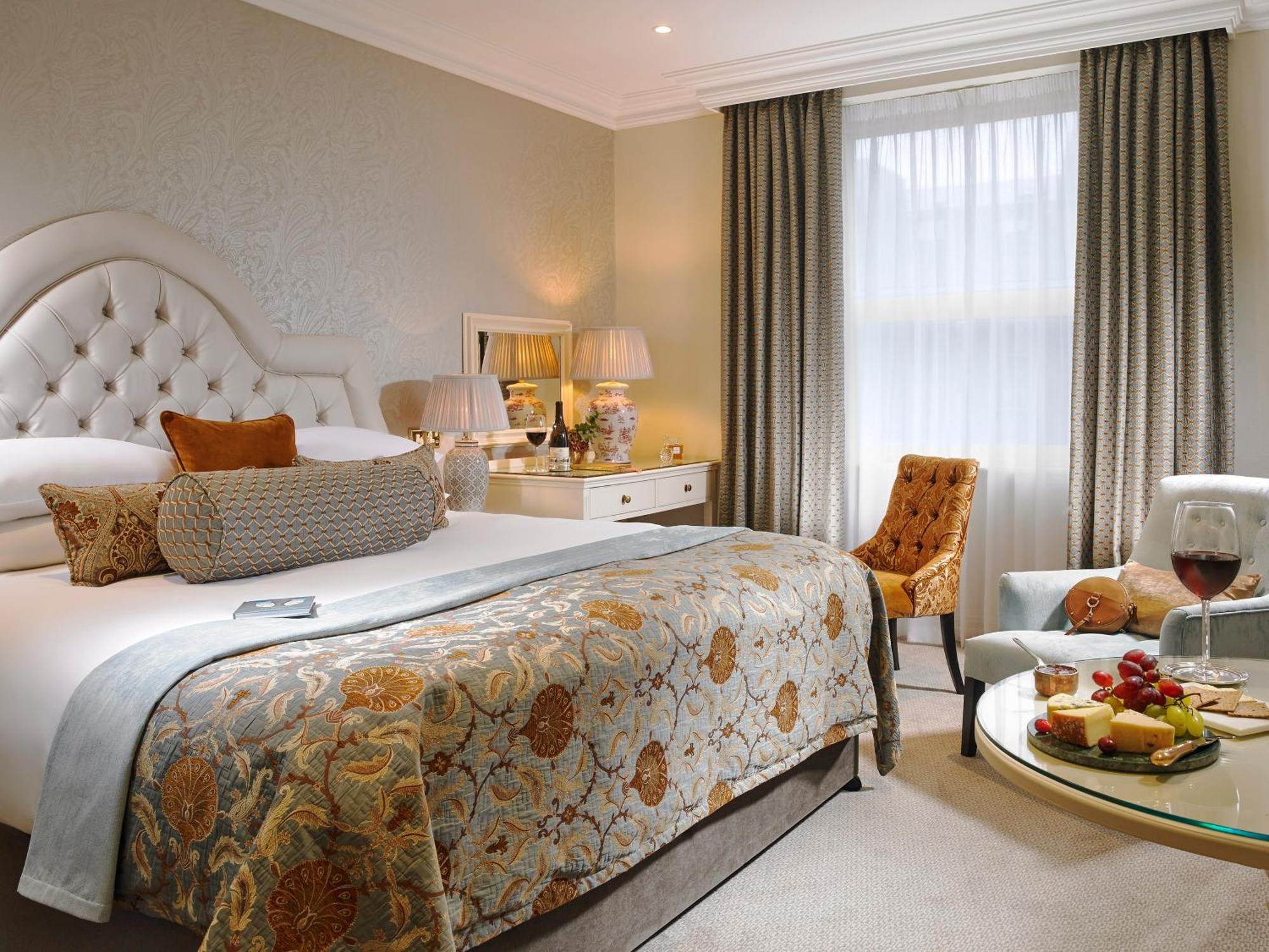 Classic Double Room,1498555522:JPEG