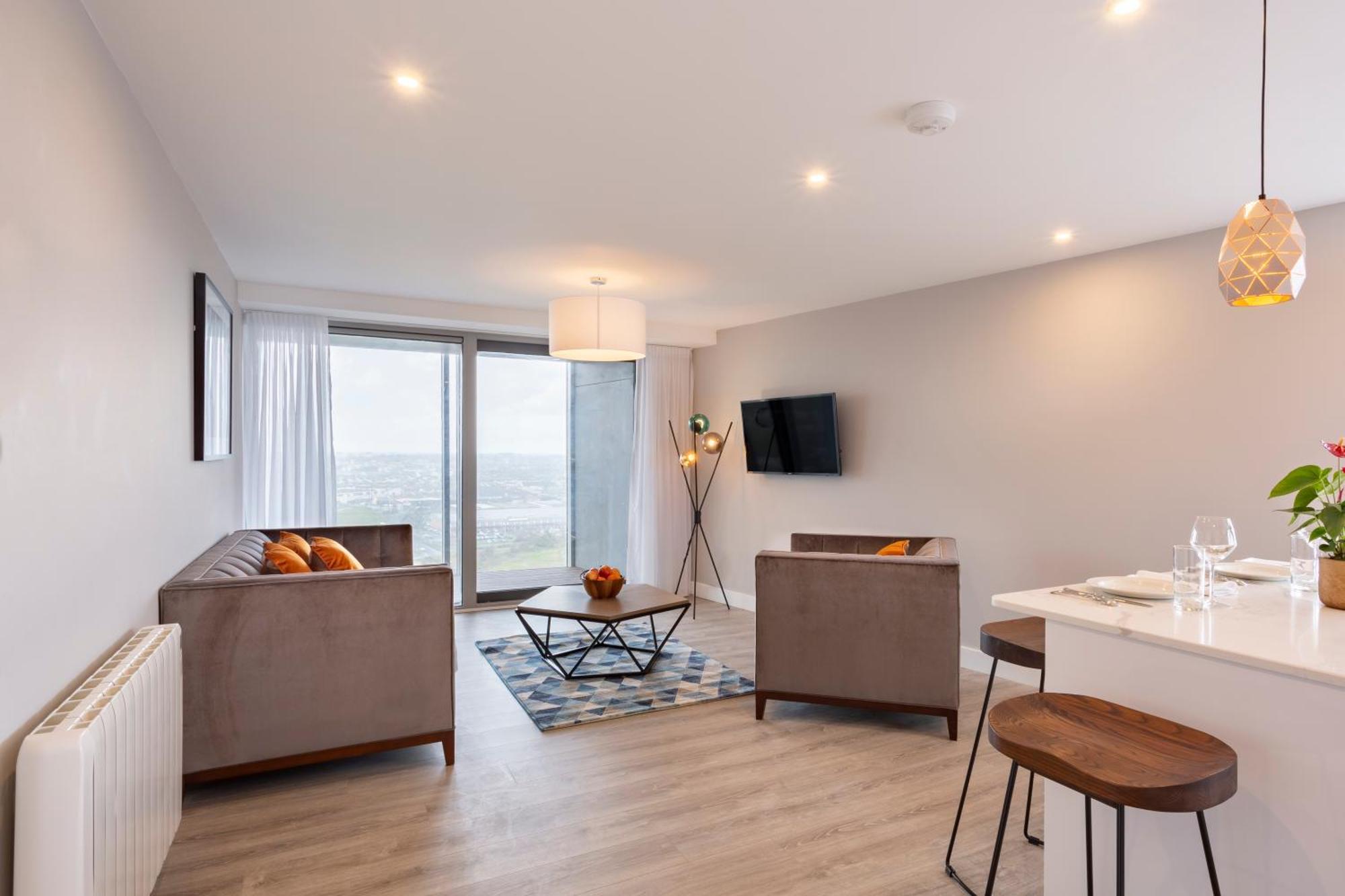 2 Bedroom Suite