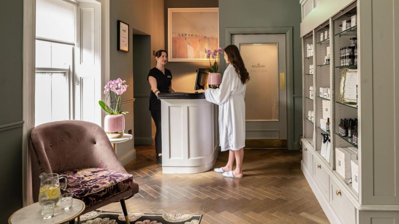 Boutique Room
