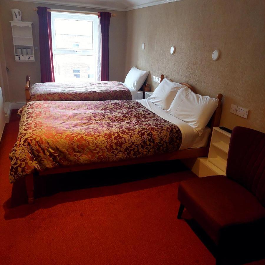 Triple Room Private Bathroom