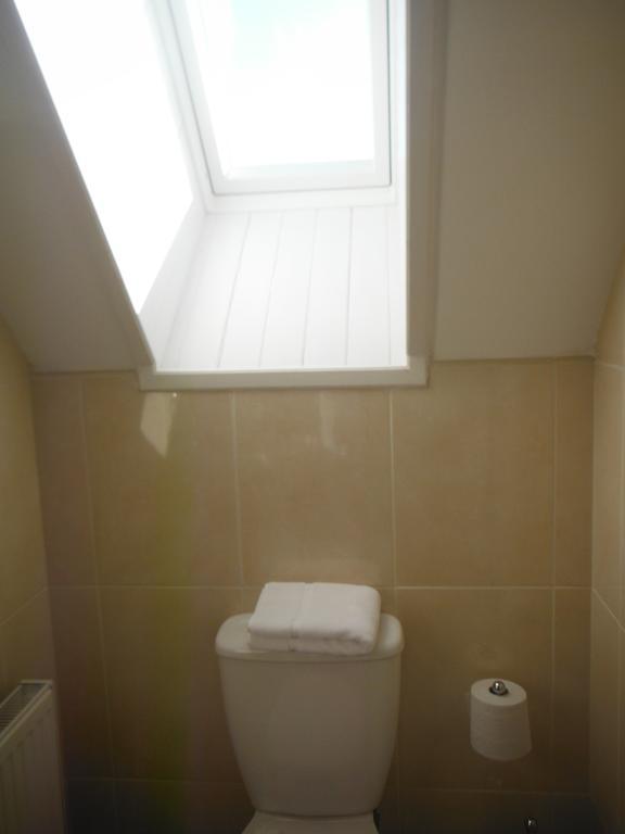 Twin Room,136567293:JPEG