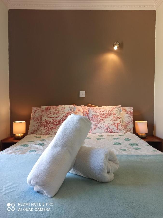 Small Double Room Private External Bathroom