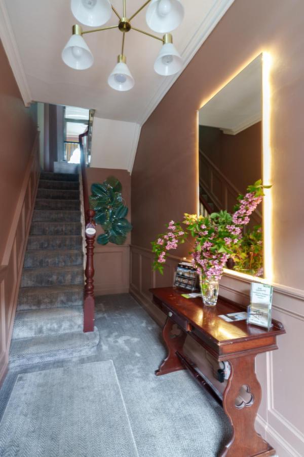 Small Single Room