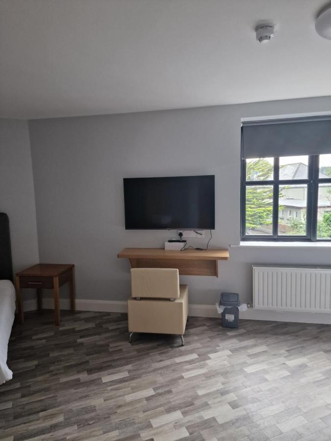 Economy Triple Room