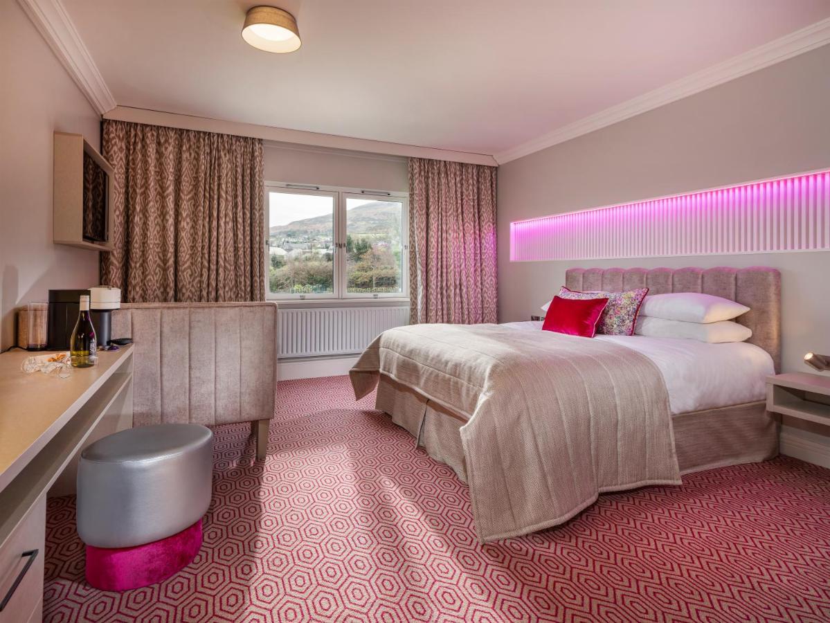 Signature Suite