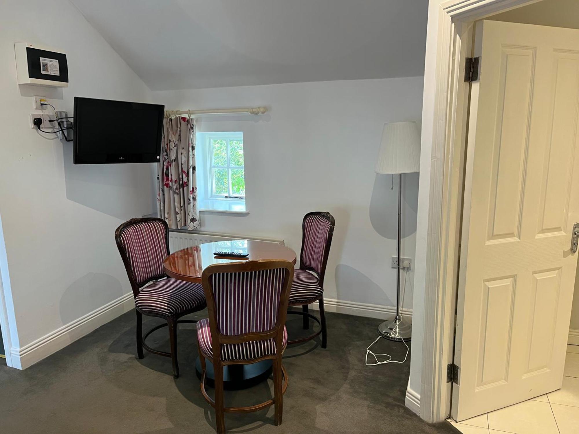 Courtyard Suite