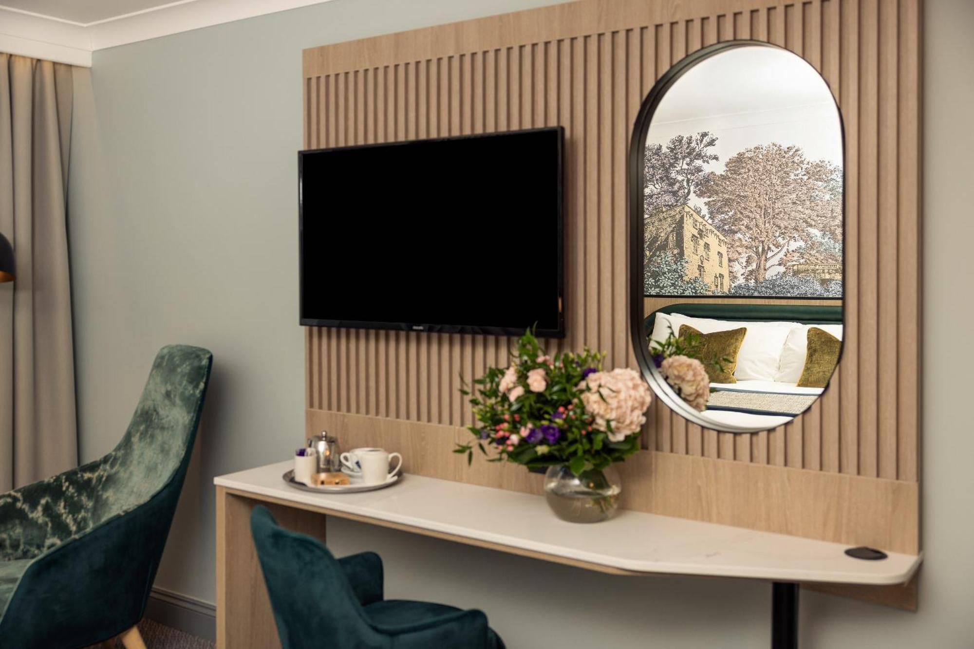 Signature King Room Air-Conditioning