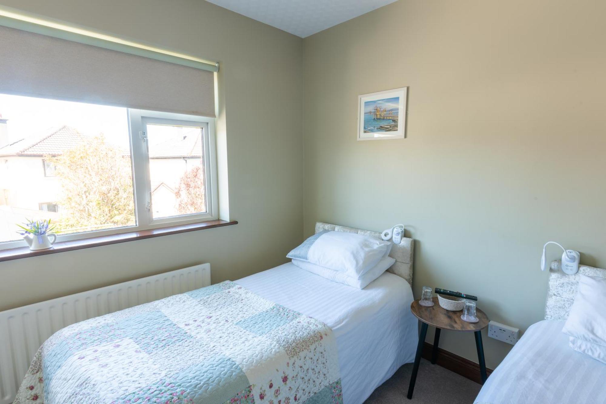 Double or Twin Room Private Bathroom