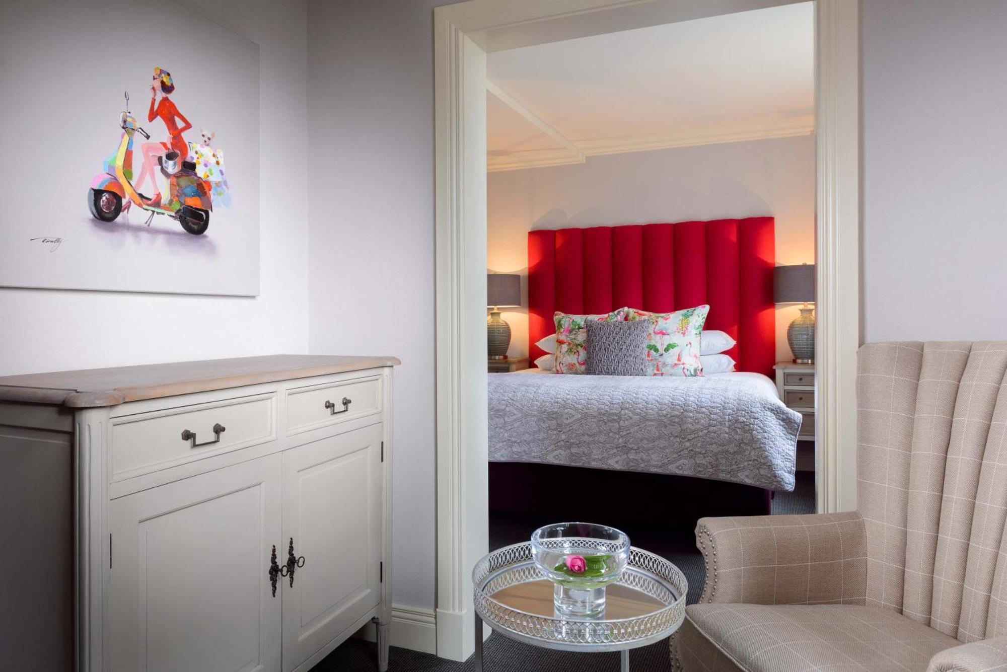 Luxury Alder Room