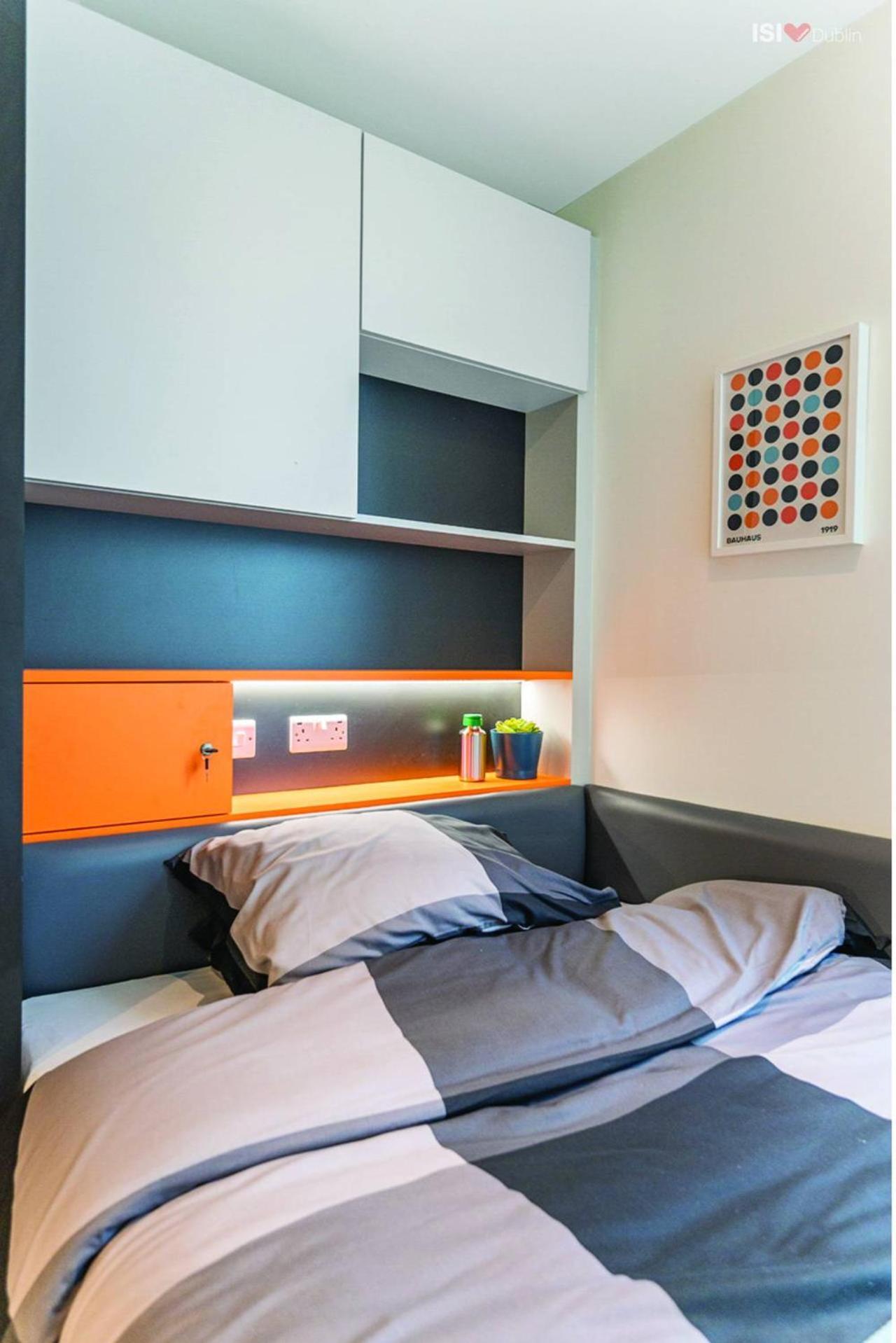 Single Room Private Bathroom