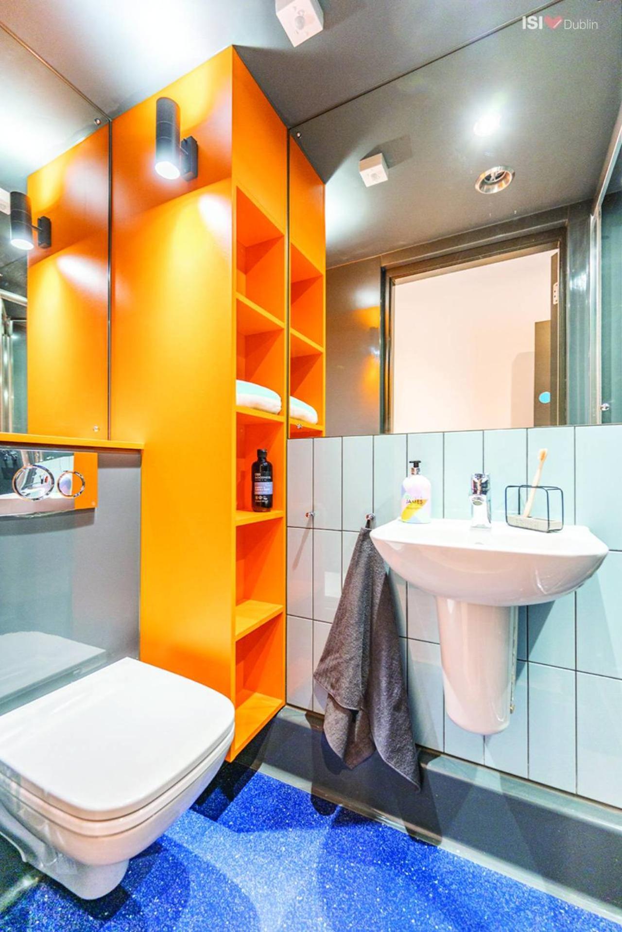 Single Room Private Bathroom