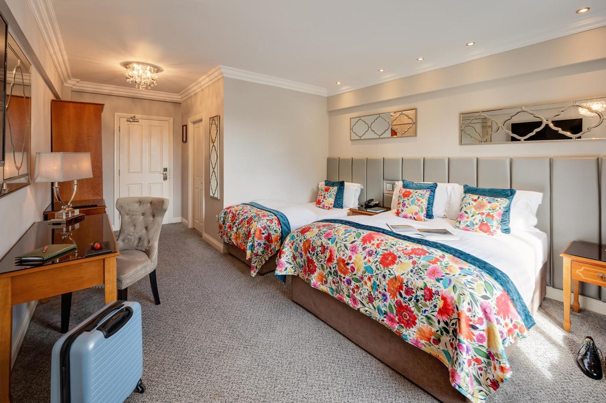 Deluxe Double Single Room