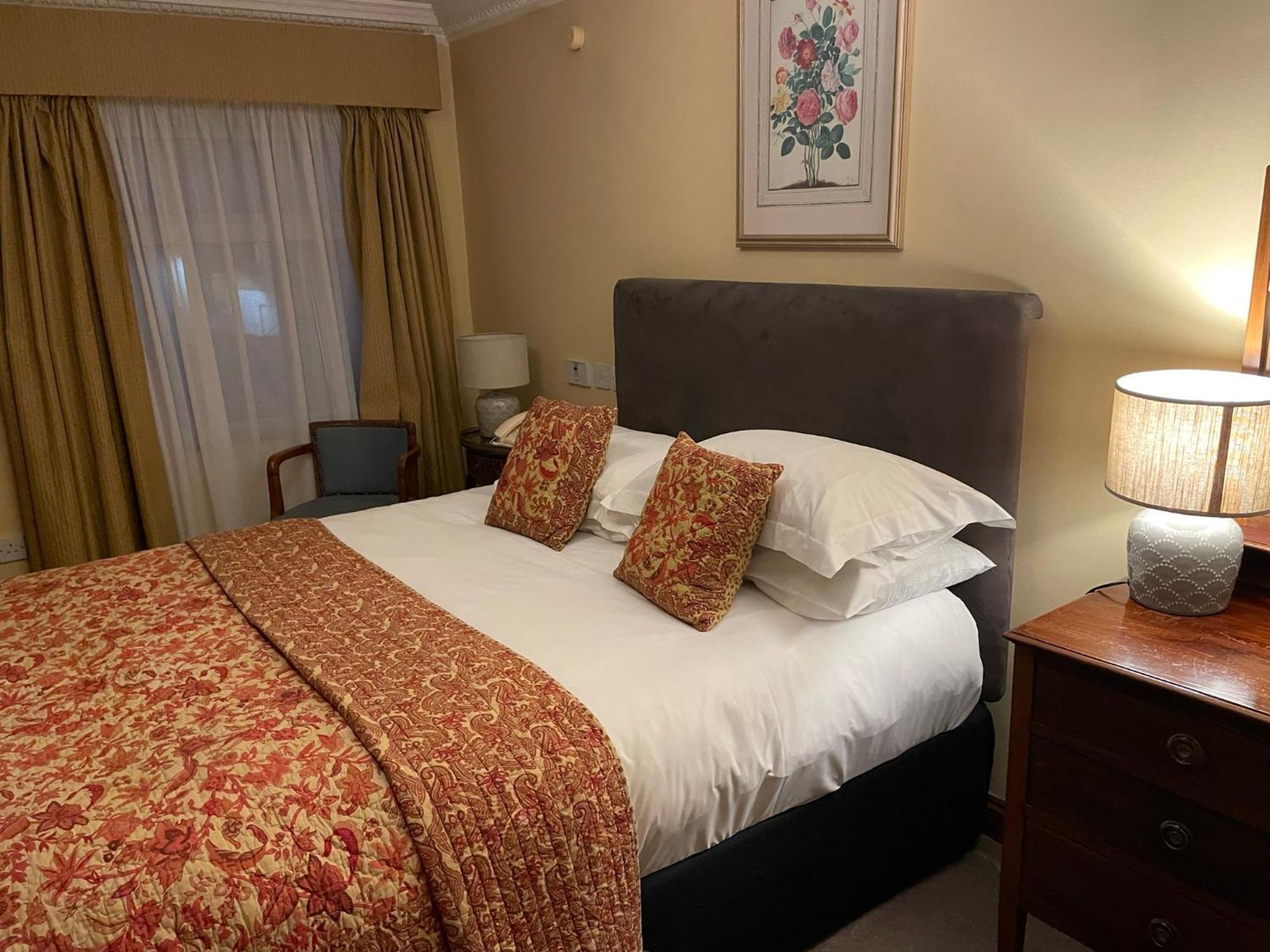 Classic Double Room