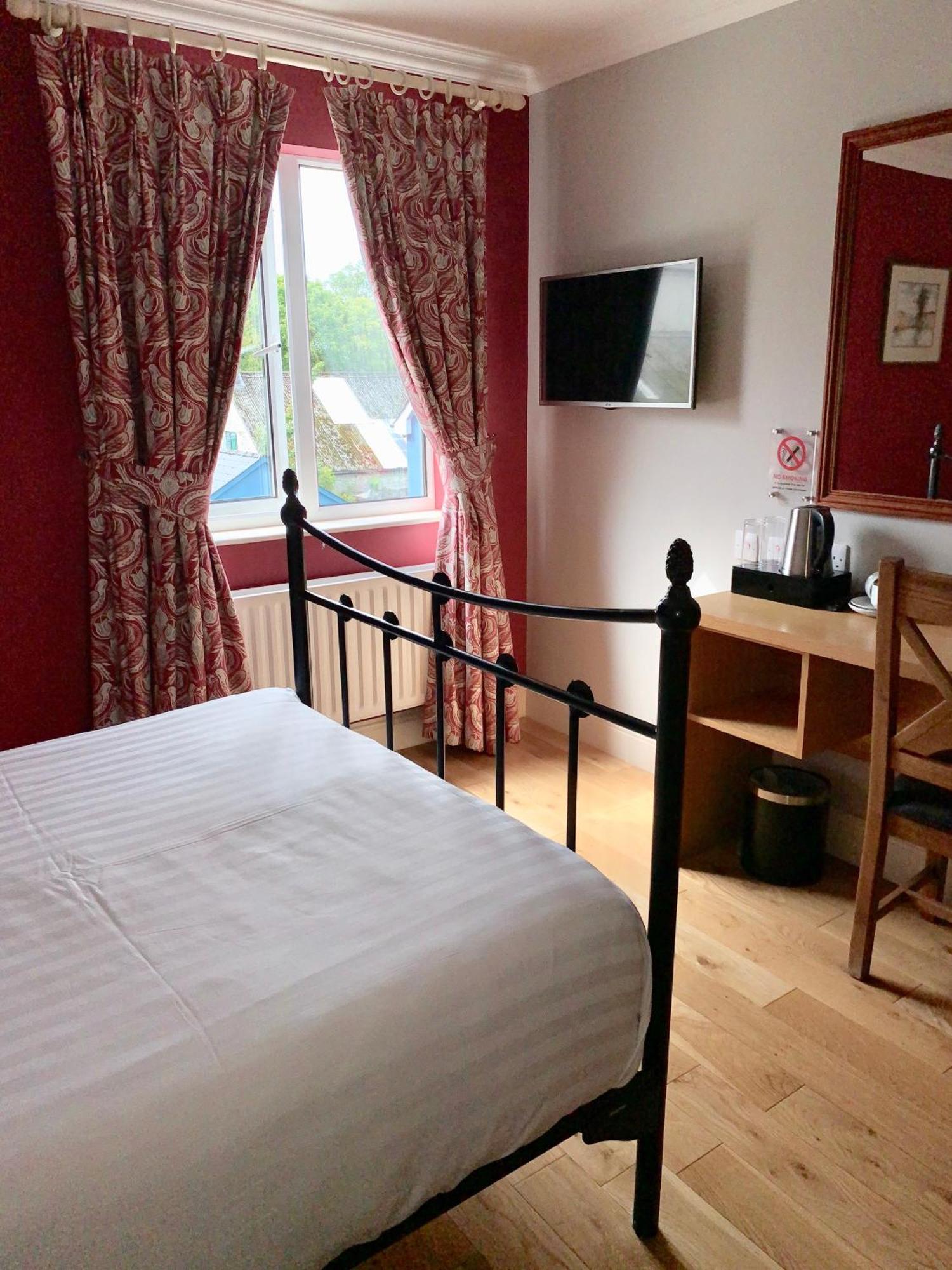 Deluxe Double Room,1765394263:JPEG