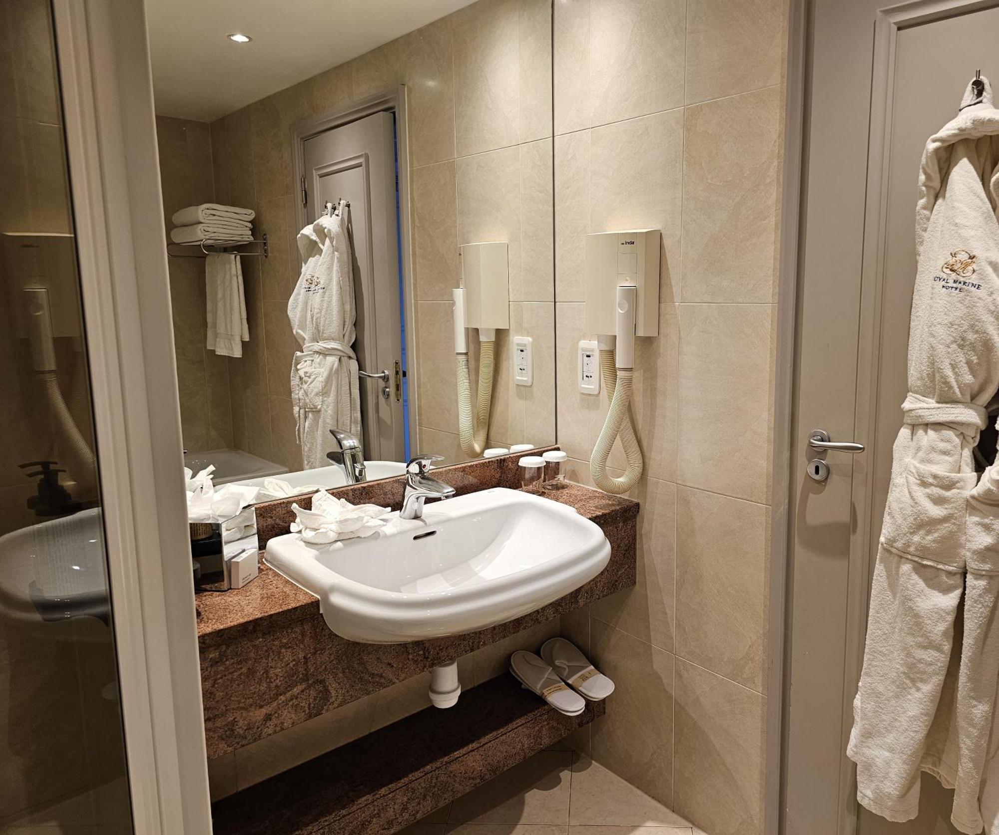 Executive King Room