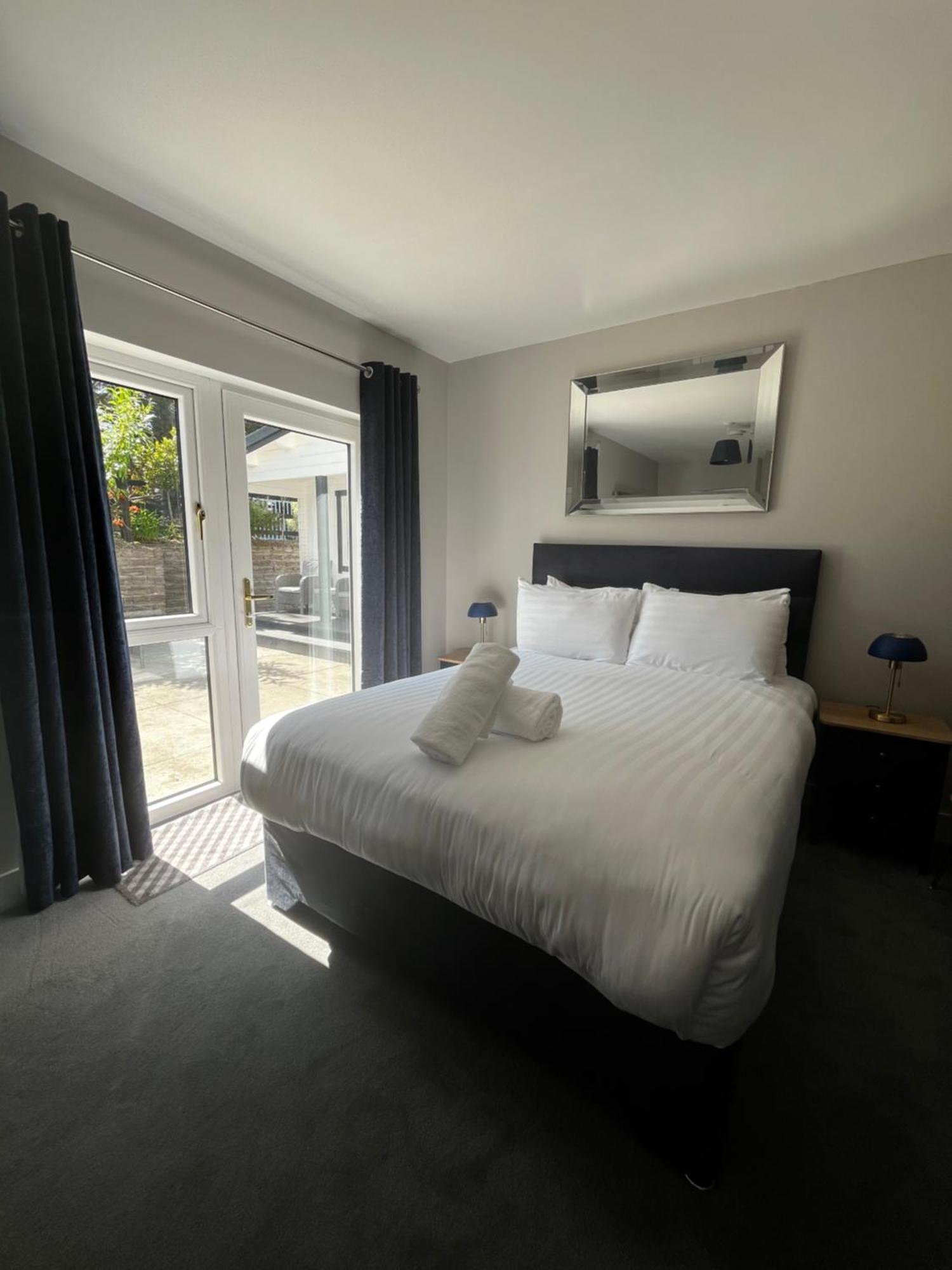 Double Room Private Bathroom