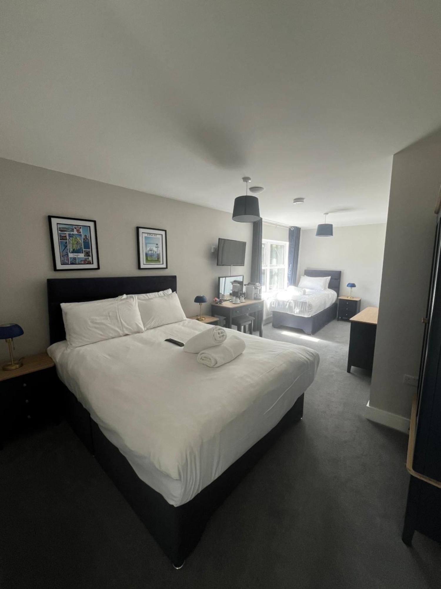 Double Room Private Bathroom