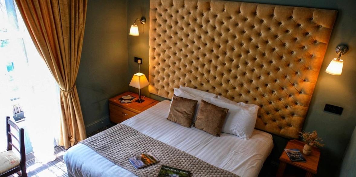Double Room Private External Bathroom