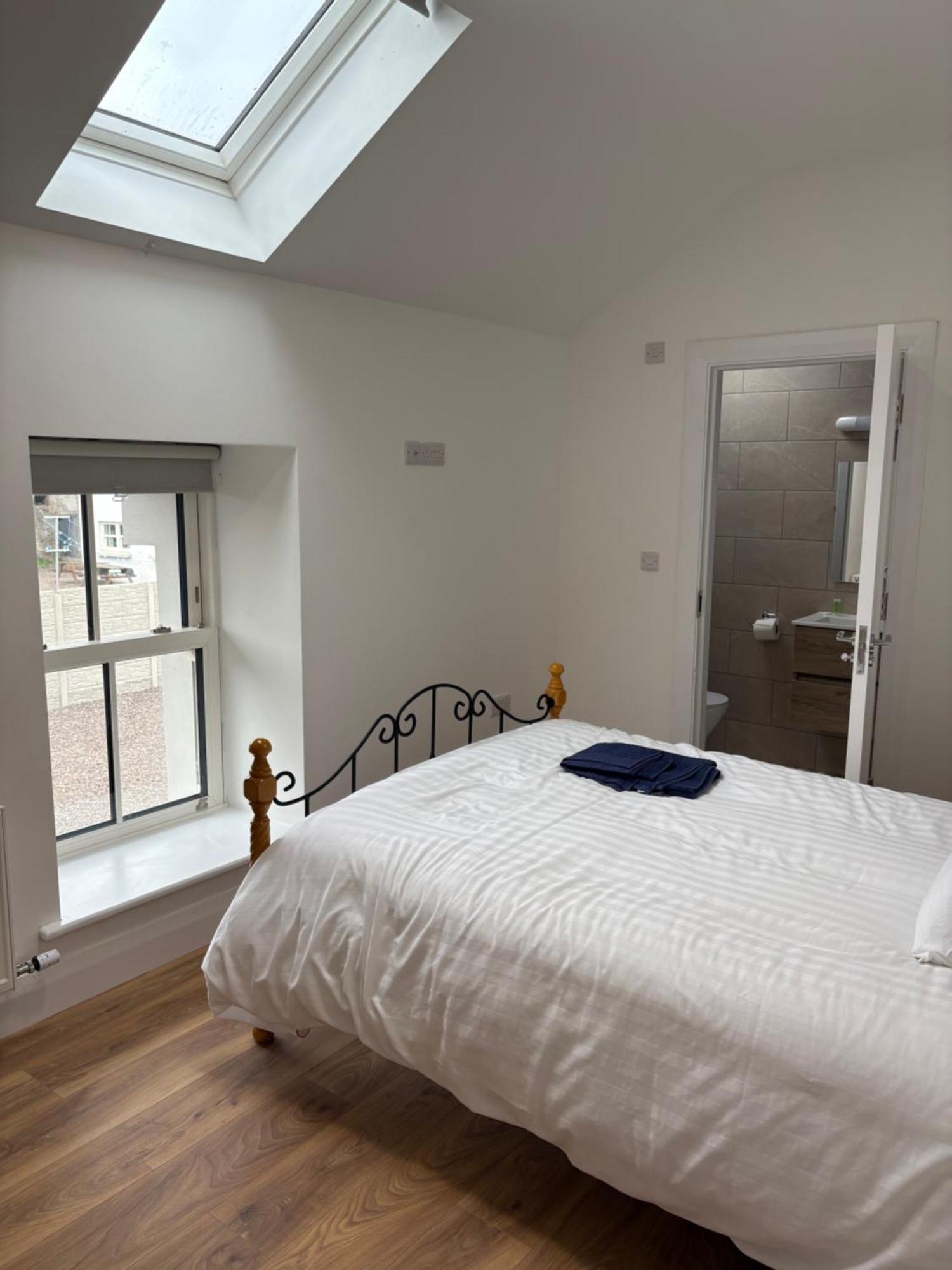 Two-Bedroom Deluxe Apartment