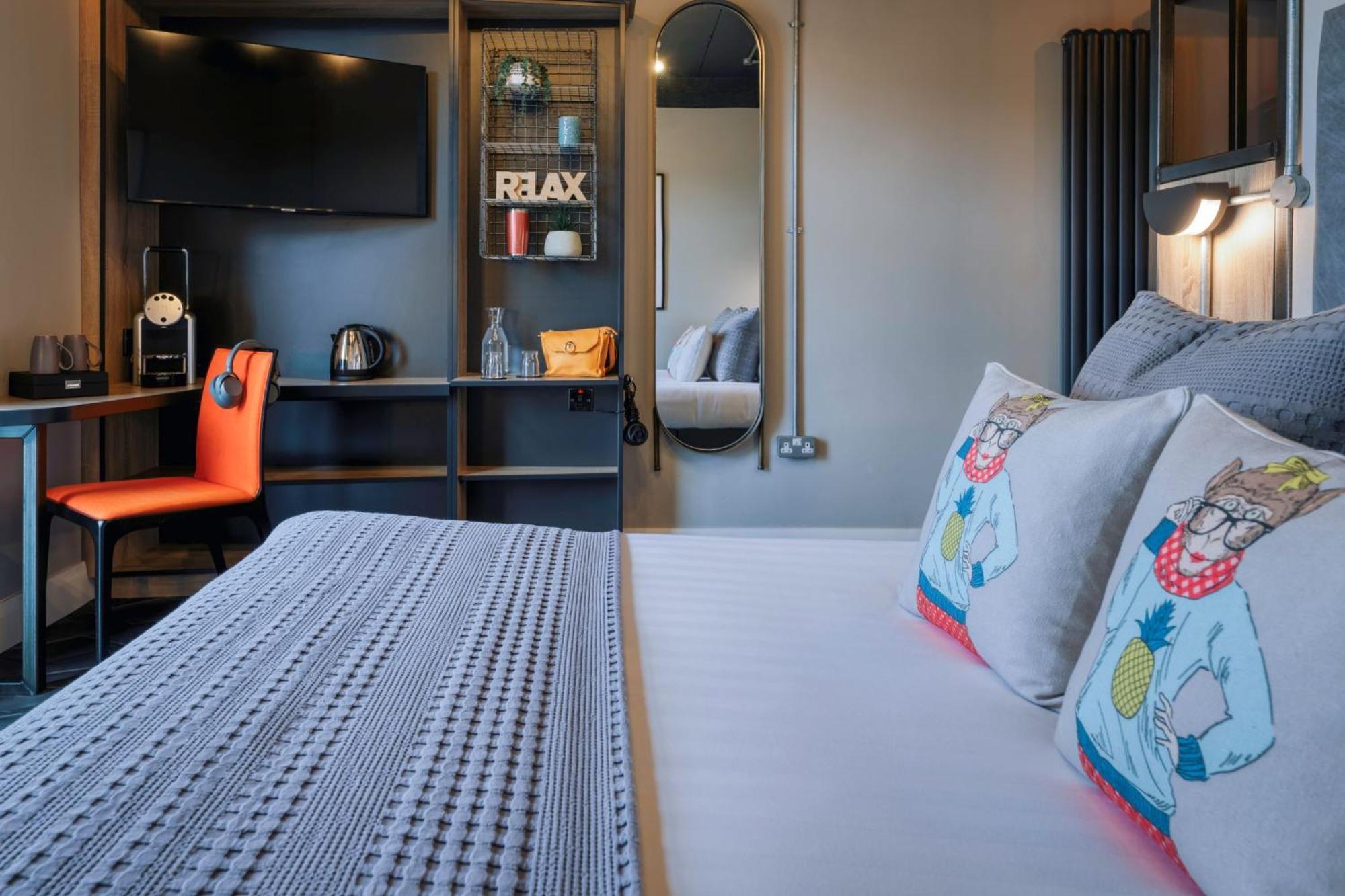 Sleep67 Double Room room continental