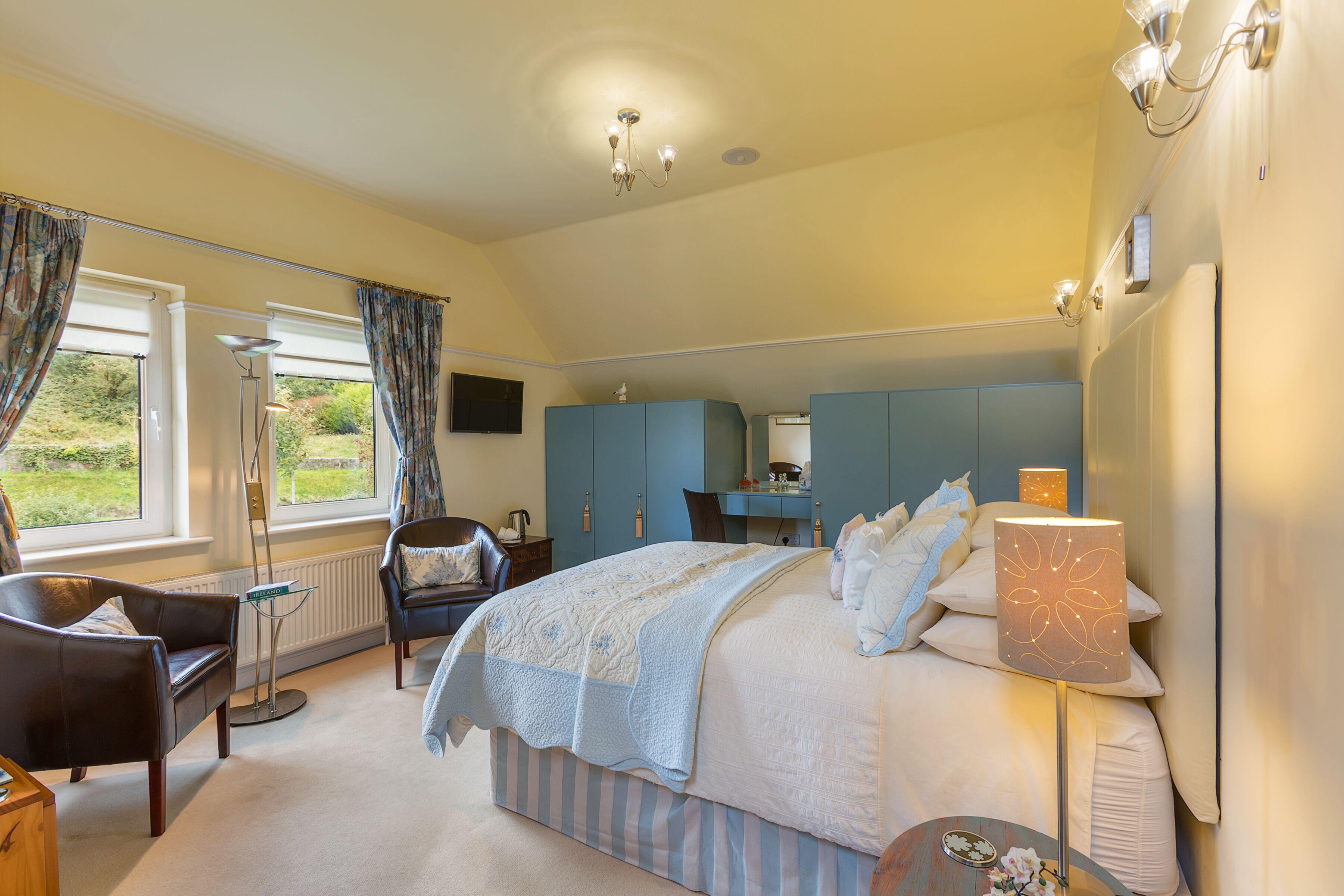 Deluxe Double Room Shower