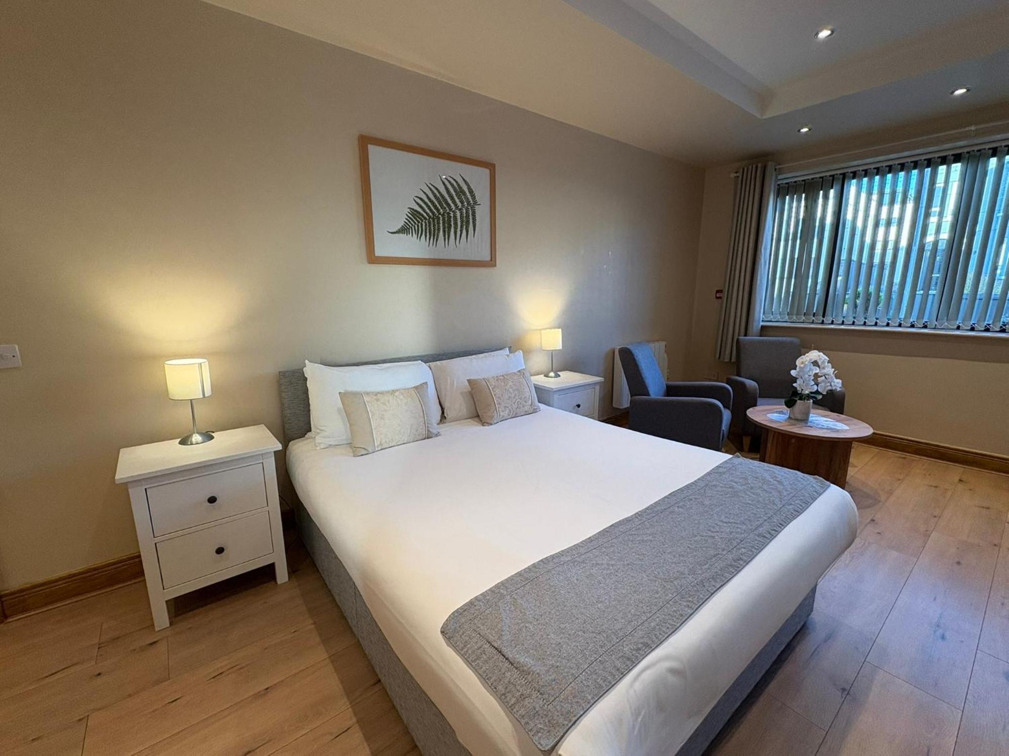 Superior King Room