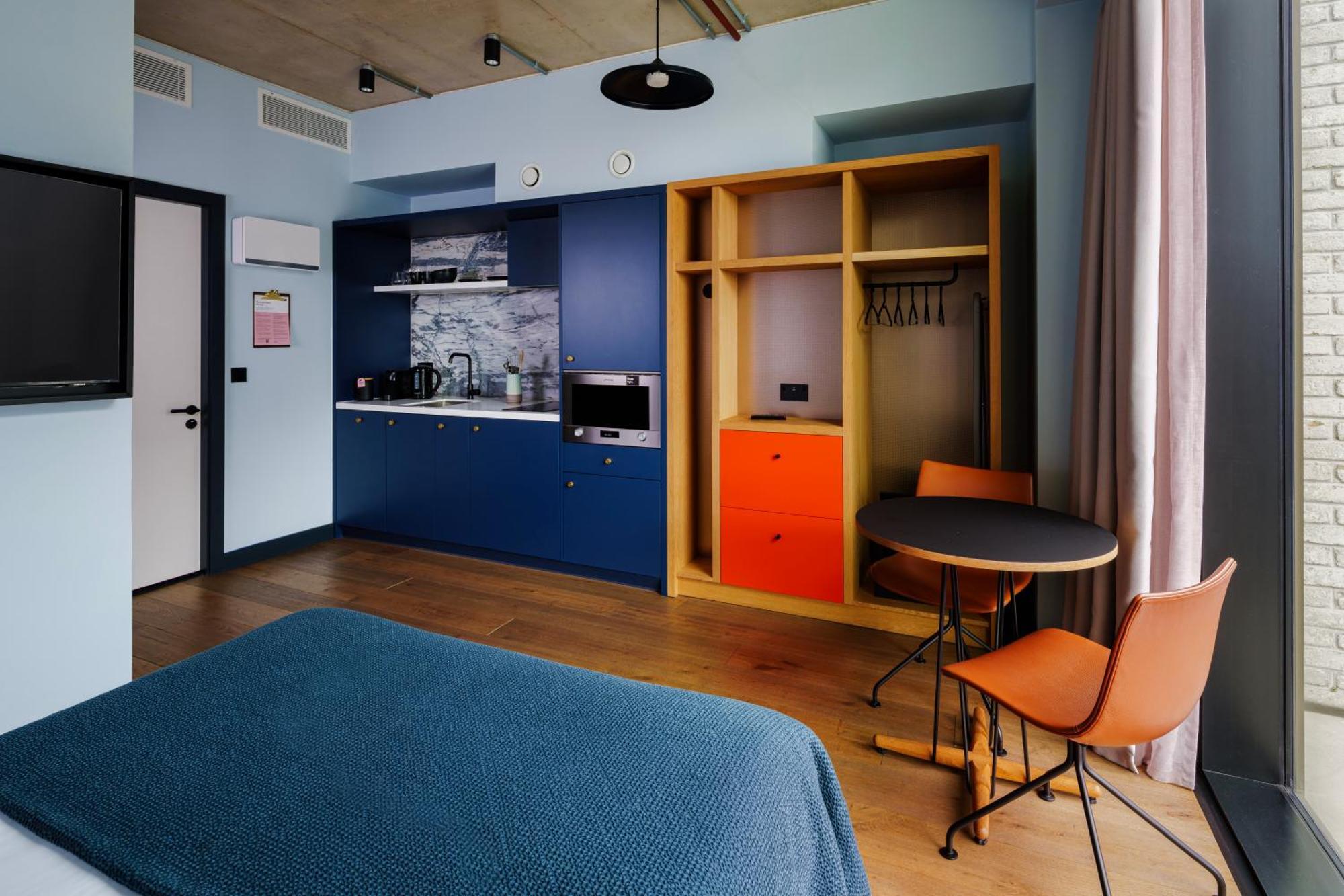 Superior Studio