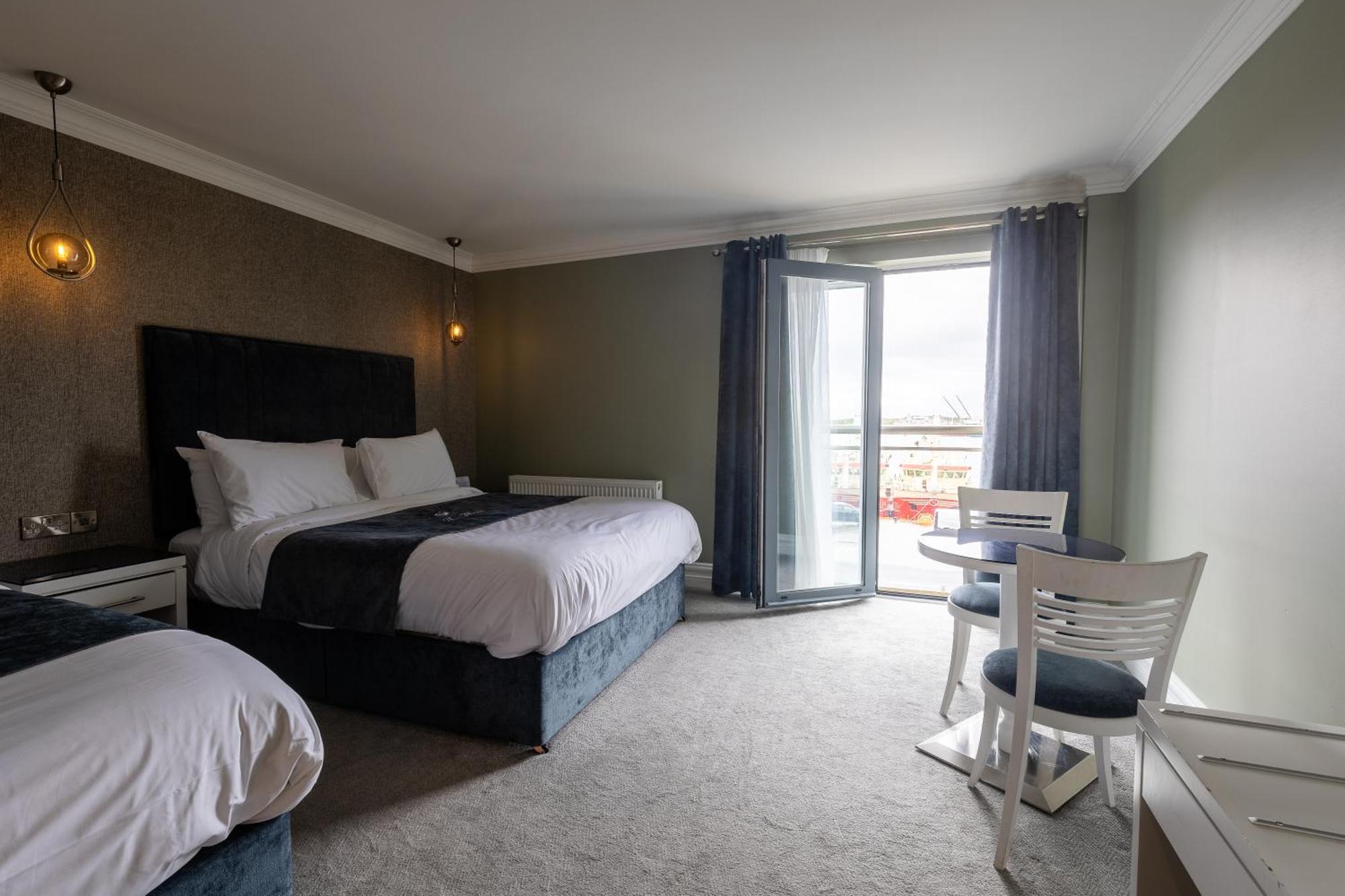 Twin Room with Sea View