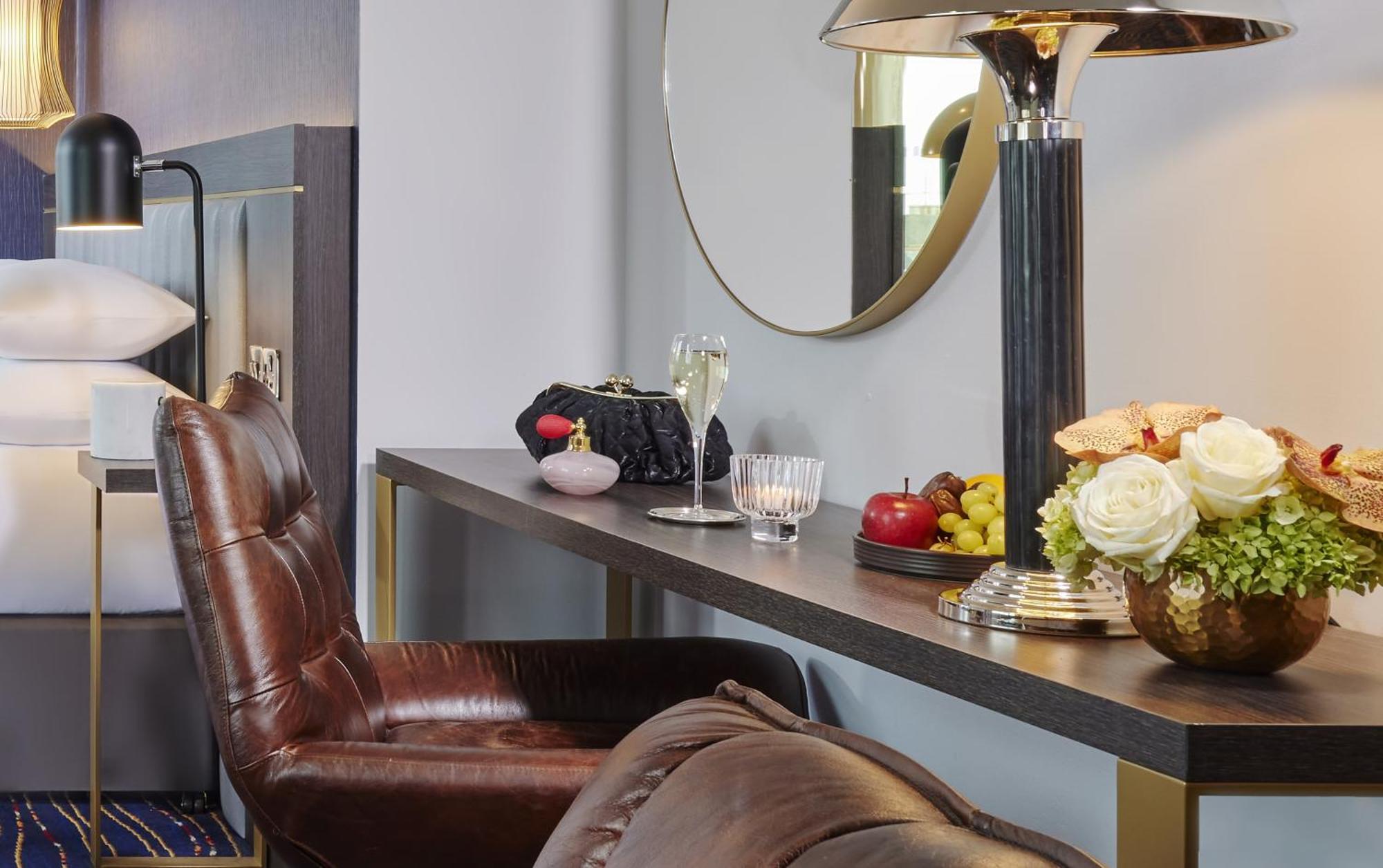 Deluxe King Room