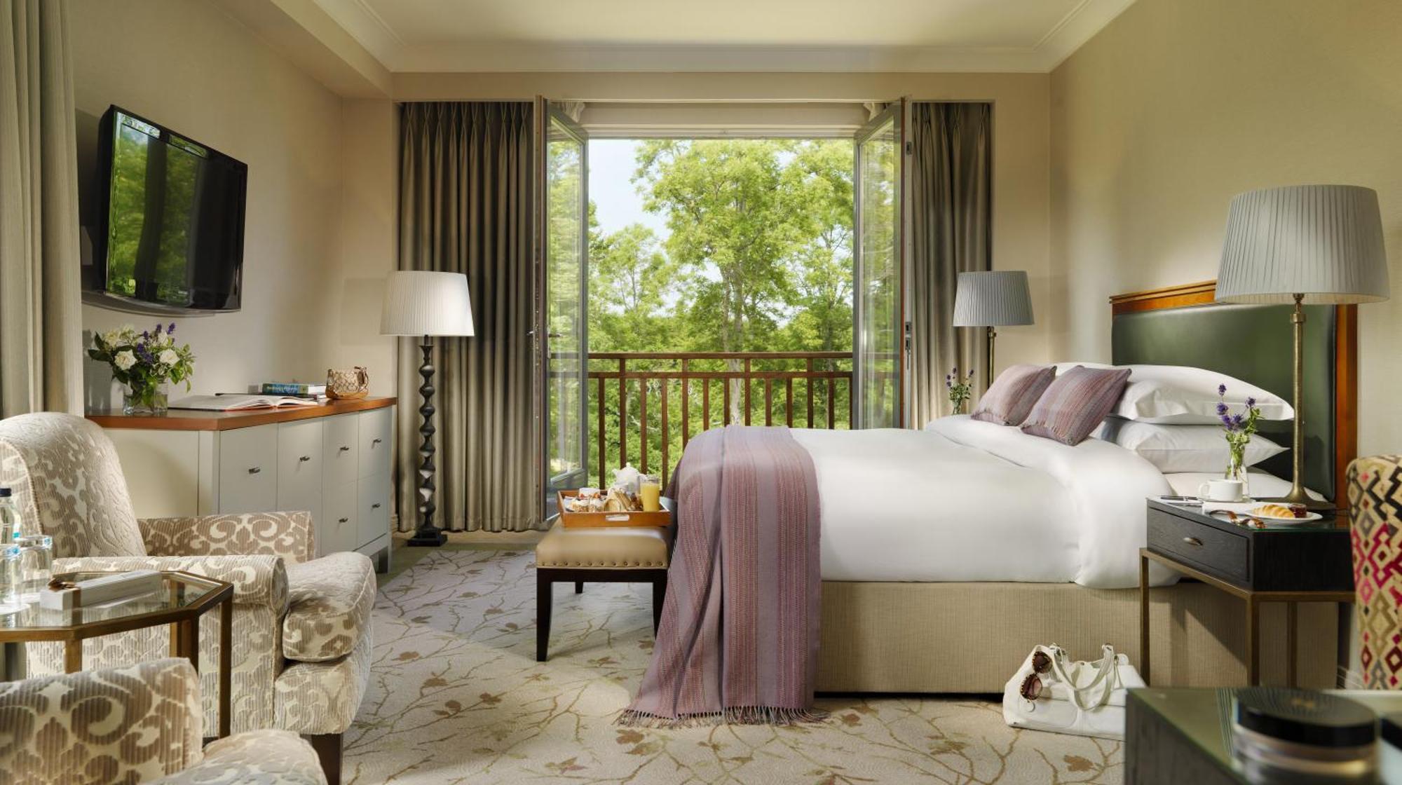 Superior King Room Adults Only