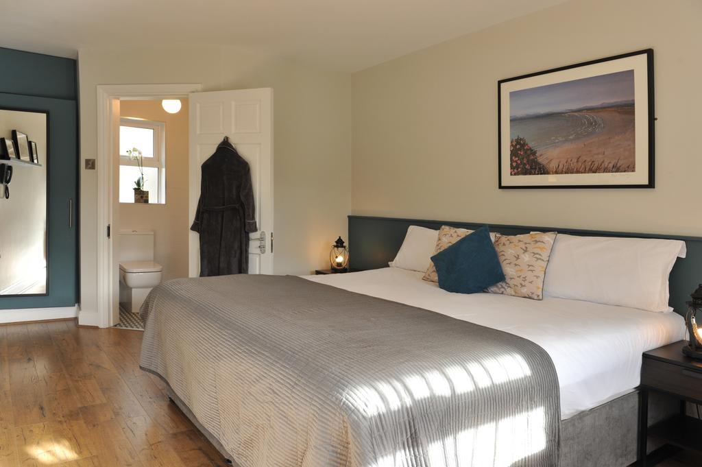 Large Single Room