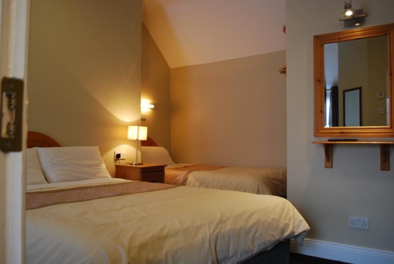 Triple Room with Private Bathroom