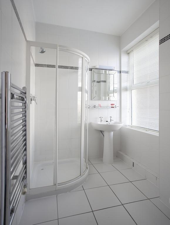 Standard Triple Room,318607029:JPEG
