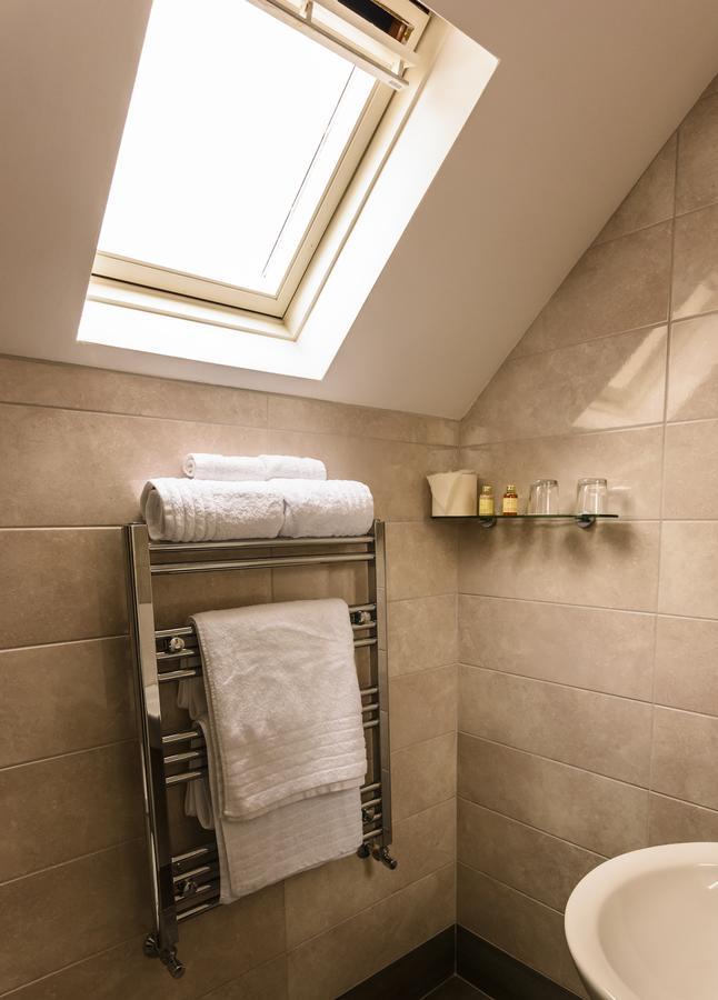 Double or Twin Room with Bathroom