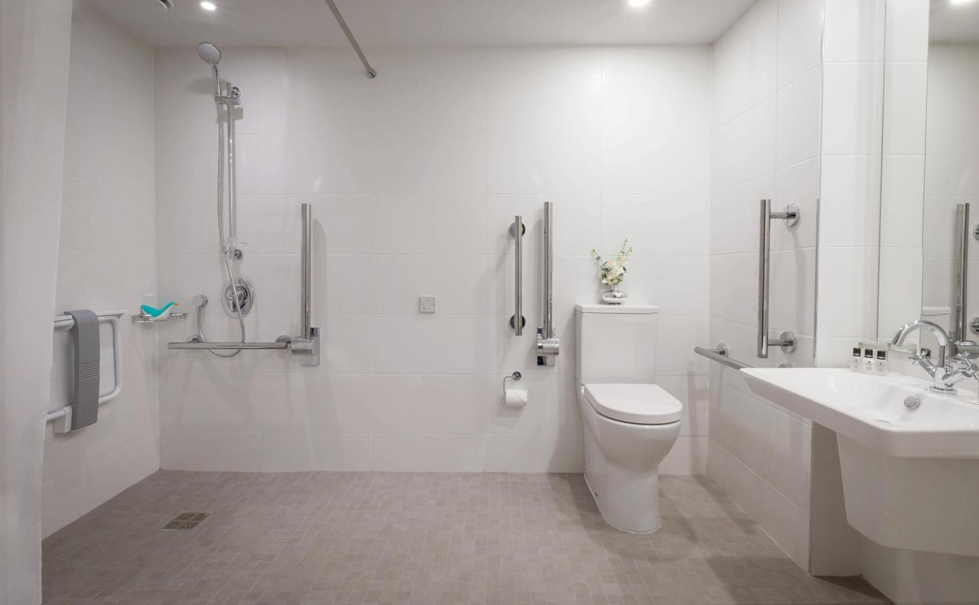 Double or Twin Room Disability Access