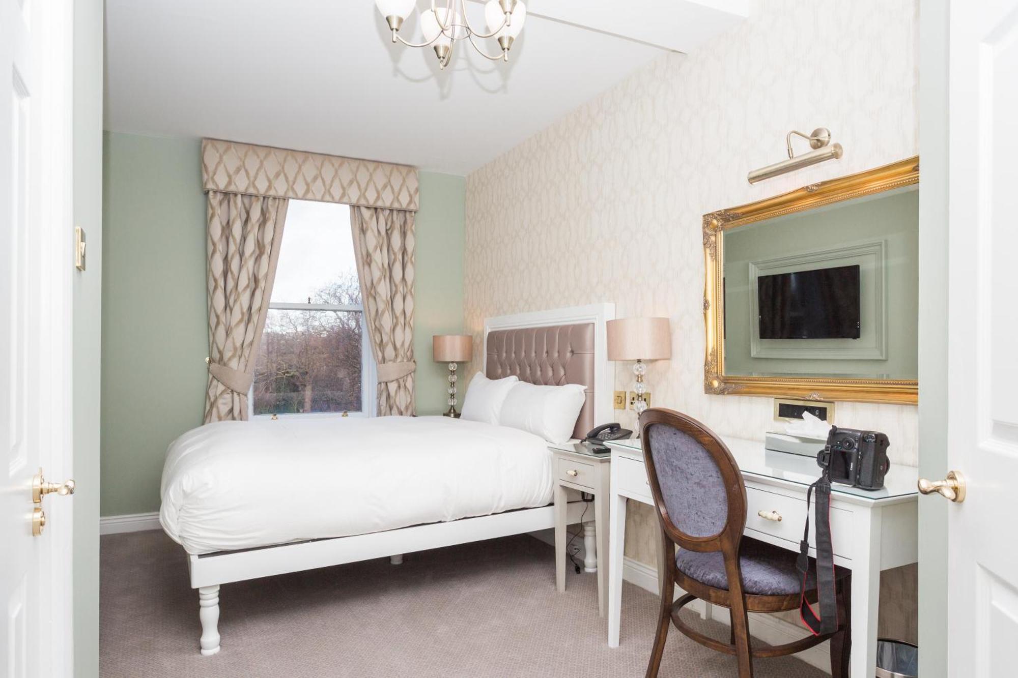 Small Double Room