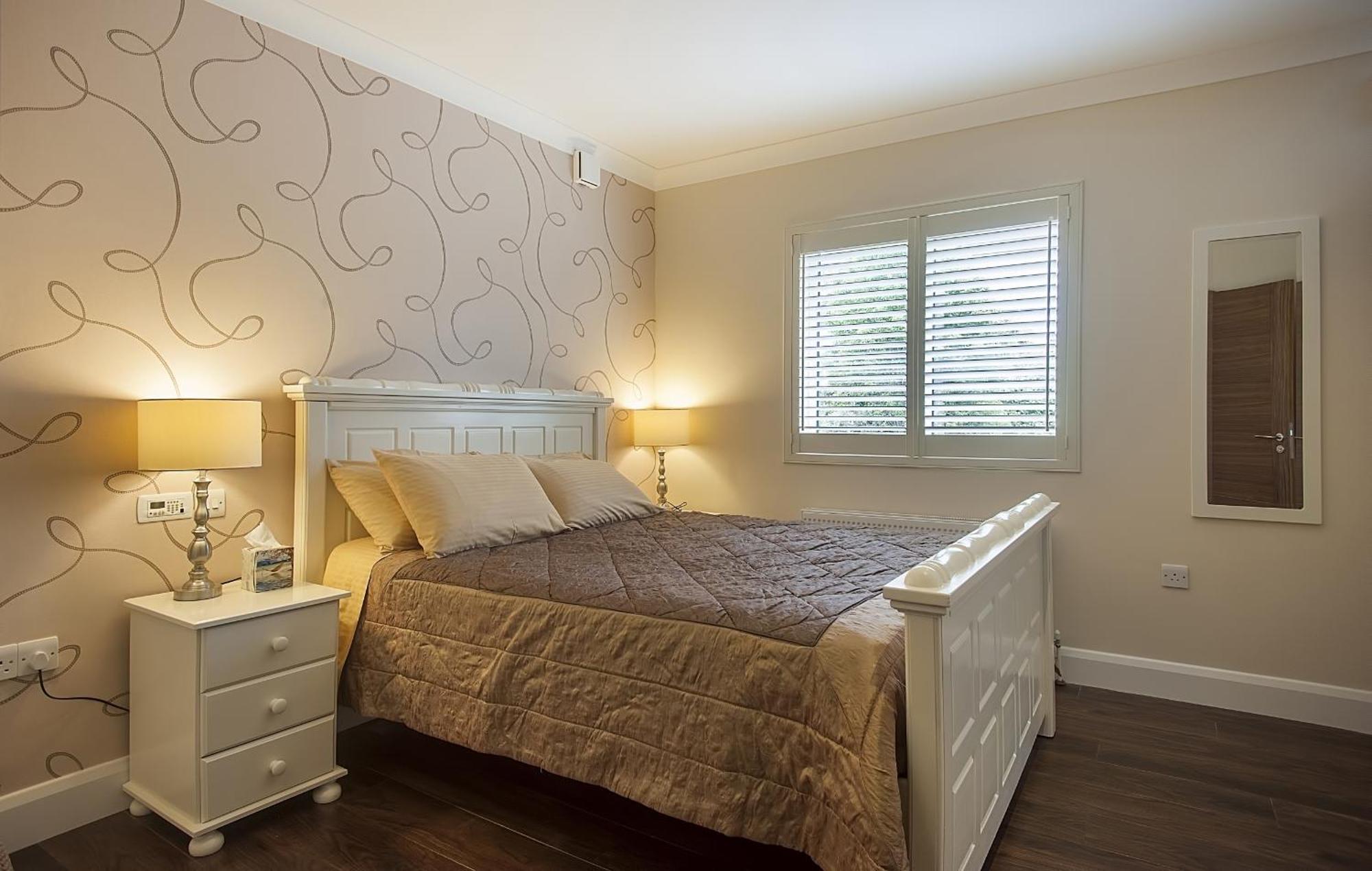 Superior Queen Room Garden View