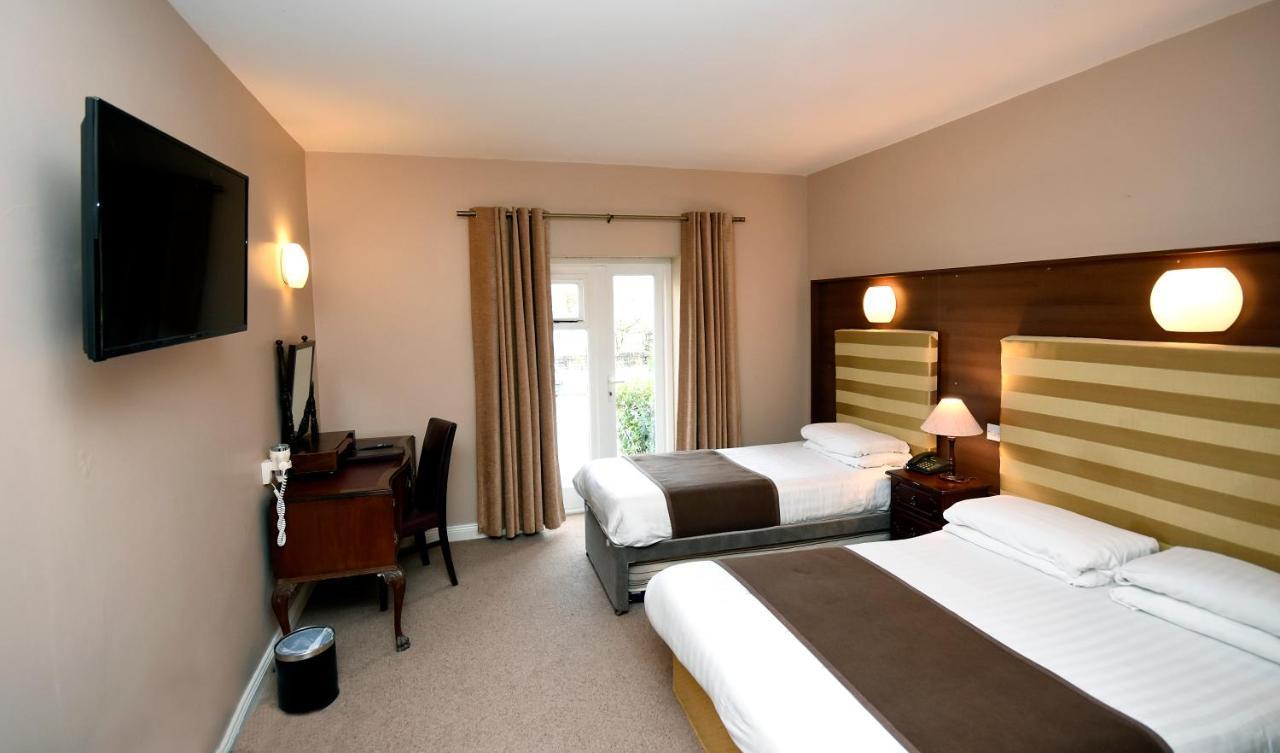 Standard Triple Room Sea View