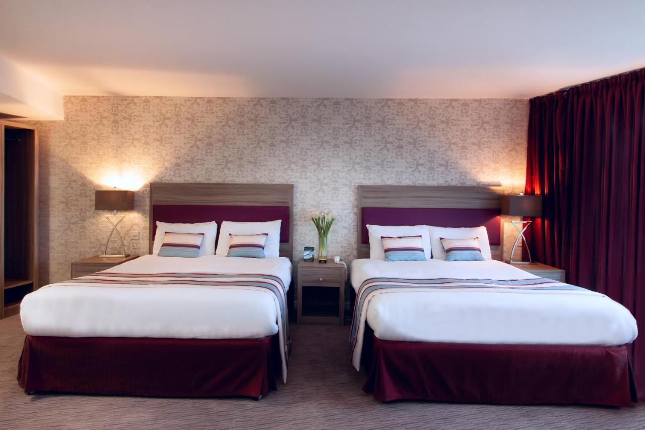 Superior Double or Twin Room Sea View