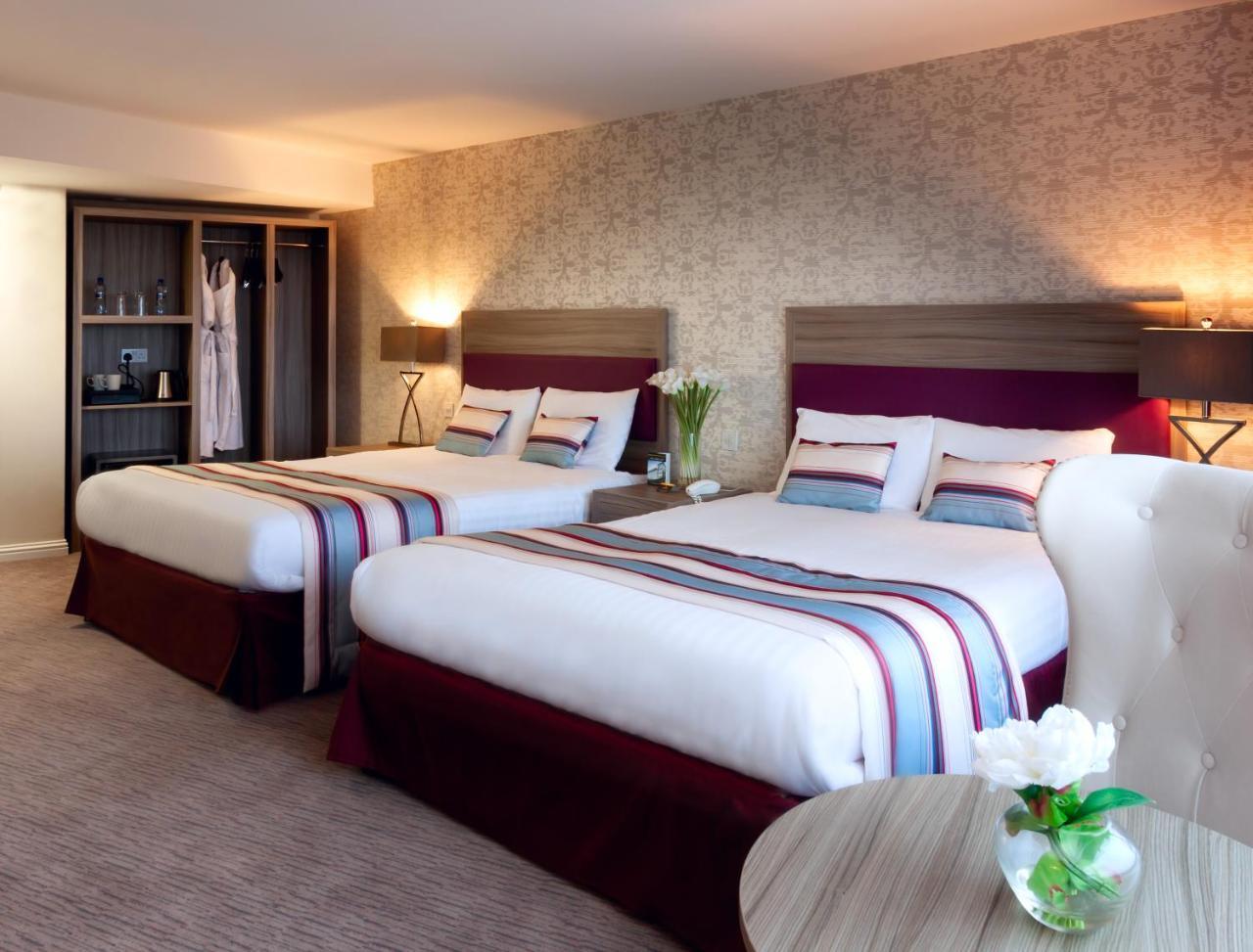 Superior Double or Twin Room Sea View