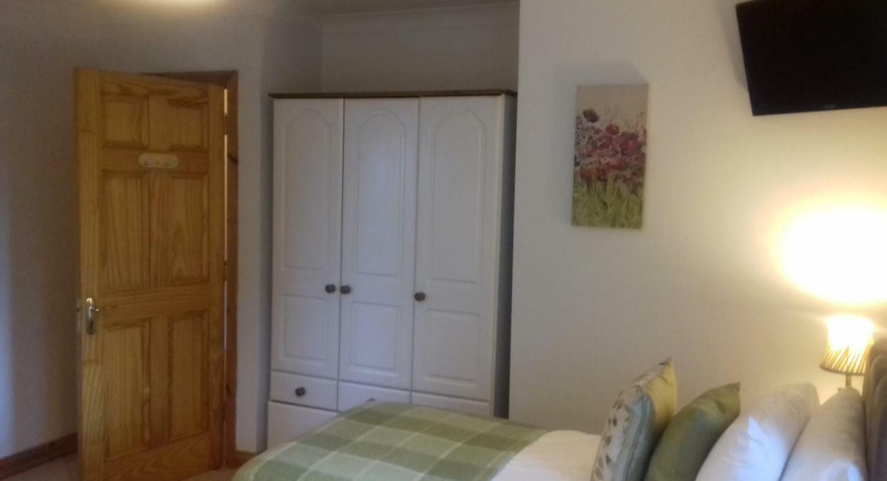 Triple Room Shower,830881163:JPEG