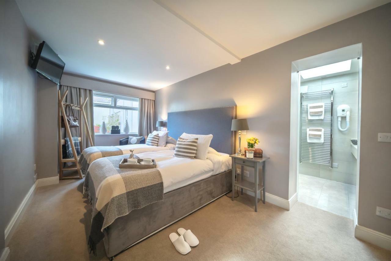 Double Room Private Bathroom