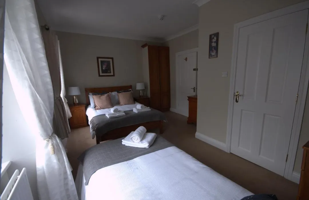 Lizzys Little Kitchen Town Accommodation-1